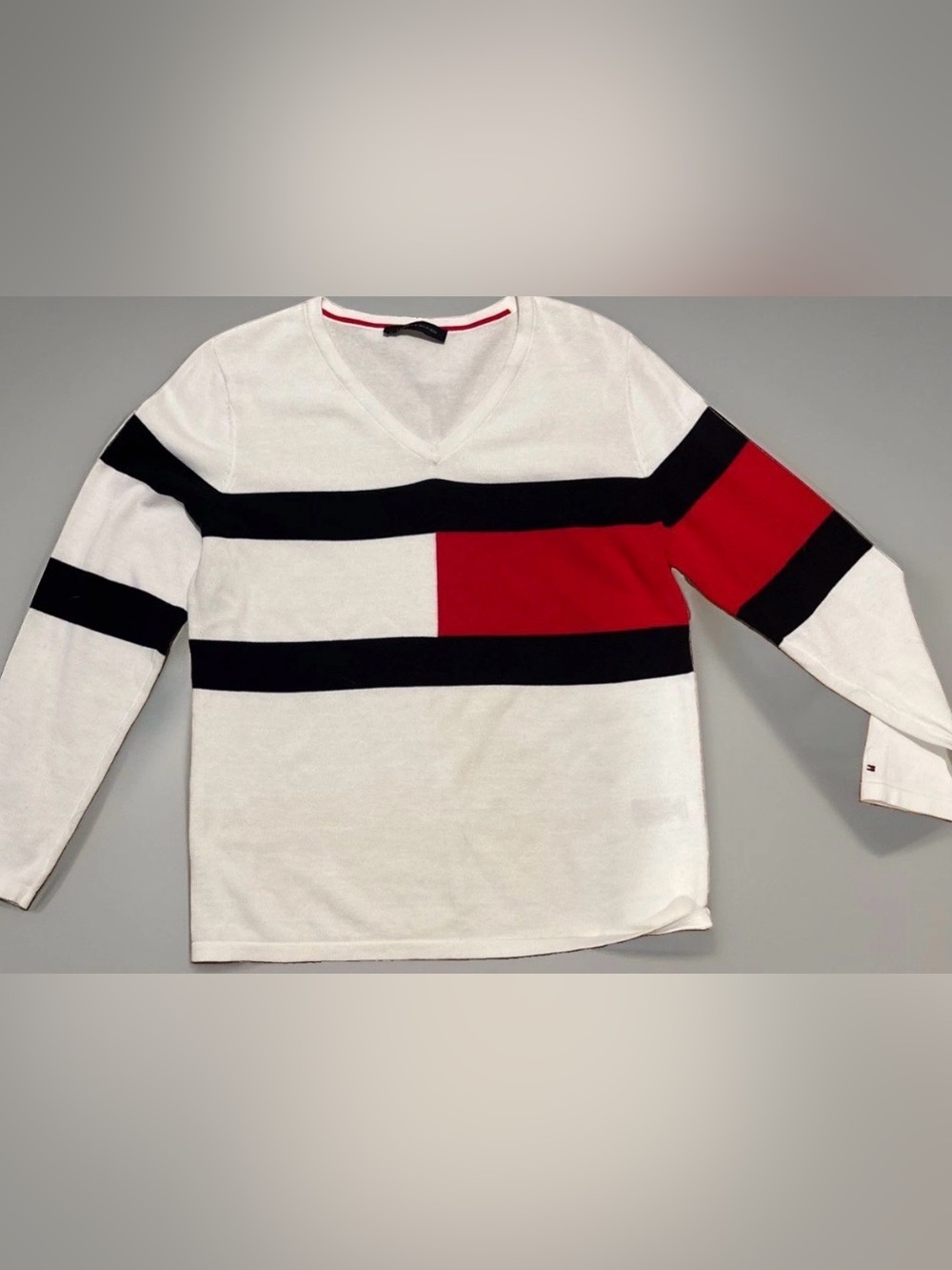 Tommy Hilfiger White V-Neck Sweater with Black Stripes and Red Block 1X
